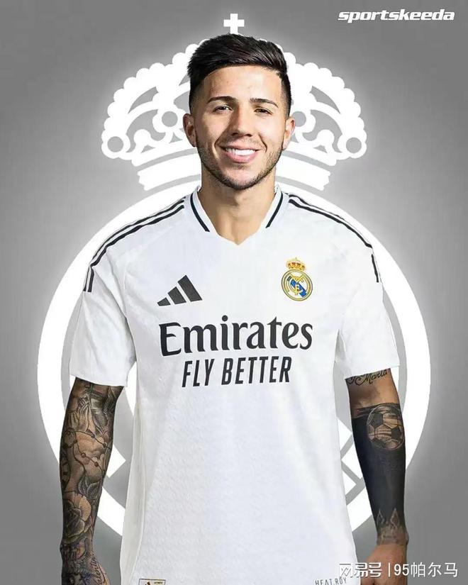 关于莫德里奇开场5分钟连进两球，本菲卡防线形同虚设！的信息